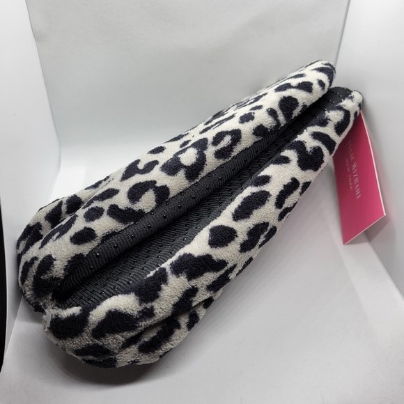 Isaac Mizrahi Leopard Print House Slipper Socks SMALL 5-7 NWT - Picture 6 of 9